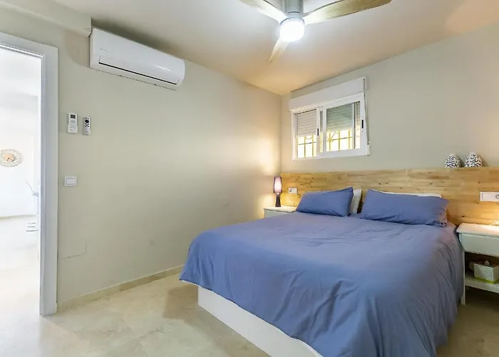 Lejlighed Vistas Azules -- Remodeled, Large Terrace, Spectacular Ocean Views And Level Access Torremolinos